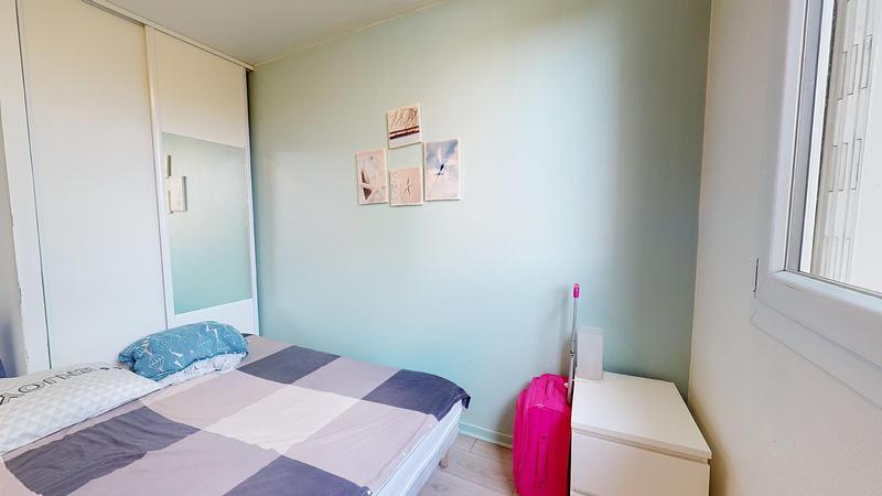 Photo du 77 Rue Philippe Fabia, 69008 Lyon, France Lyon