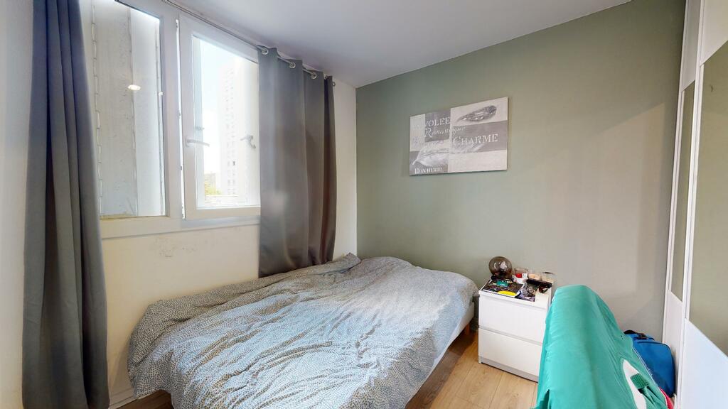 Photo du 77 Rue Philippe Fabia, 69008 Lyon, France Lyon