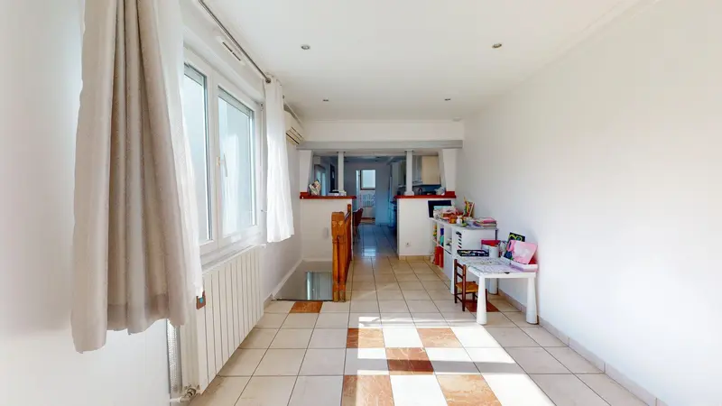 Photo du 16 Rue Lamartine, 94500 Champigny-sur-Marne, France Champigny-sur-Marne
