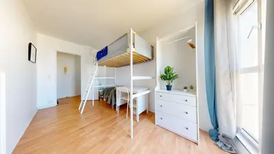 Photo du 18 Place des Colonnes Hubert Renaud, 95000 Cergy, France Cergy