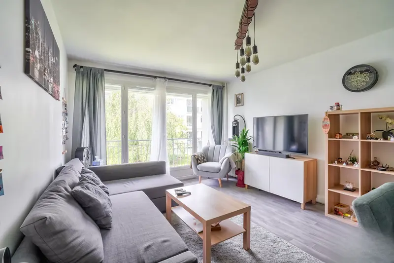 Photo du 30 Rue Saint-Martin, 94290 Villeneuve-le-Roi, France Villeneuve-le-Roi