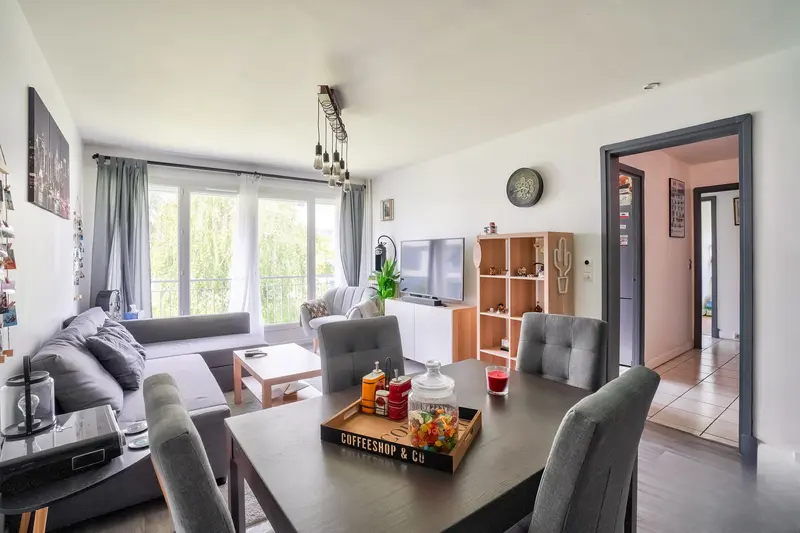 Photo du 30 Rue Saint-Martin, 94290 Villeneuve-le-Roi, France Villeneuve-le-Roi