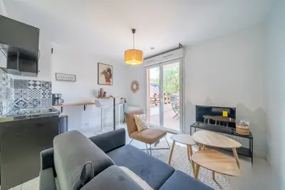 Photo du 5 rue Chabrier, 06300 Nice, France Nice
