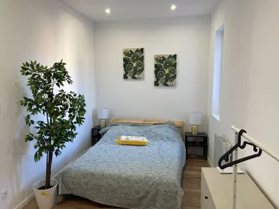 Photo du 28 Rue Vincent Courdouan, 83000 Toulon, France Toulon