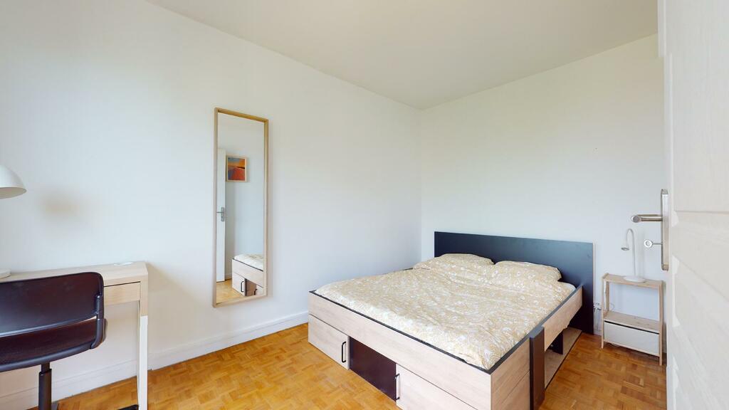 Photo du 75 Avenue Léon Blum, 33600 Pessac, France Pessac