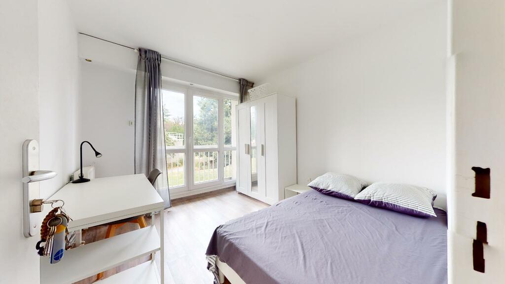 Photo du 206 Rue Les Chênes Bruns, 95000 Cergy, France Cergy