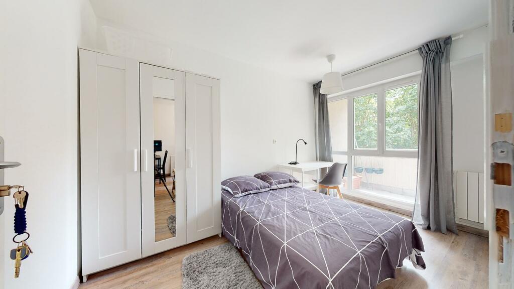 Photo du 206 Rue Les Chênes Bruns, 95000 Cergy, France Cergy