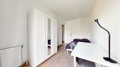 Photo du 206 Rue Les Chênes Bruns, 95000 Cergy, France Cergy