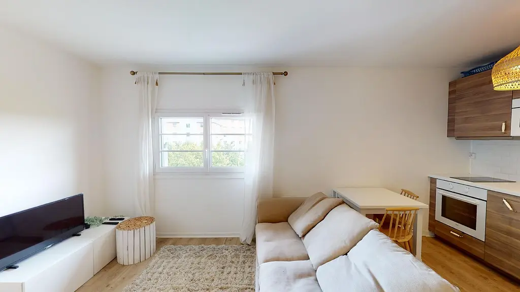 Photo du 2 Place Louis Aragon, 93160 Noisy-le-Grand, France Noisy-le-Grand