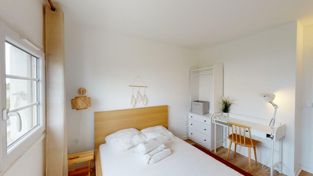 Photo du 2 Place Louis Aragon, 93160 Noisy-le-Grand, France Noisy-le-Grand