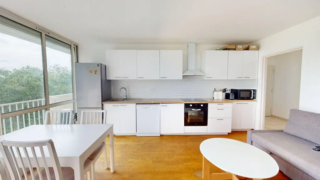 Photo du 12 Rue Des Châteaux Bruloir, 95000 Cergy, France Cergy