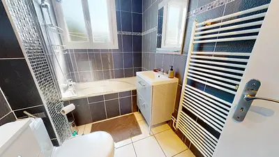 Photo du 28 Avenue Auguste Blanqui, 69100 Villeurbanne, France Villeurbanne