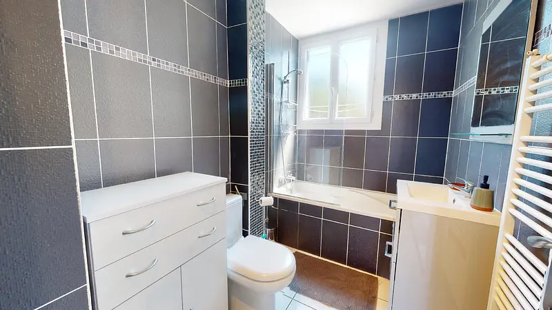 Photo du 28 Avenue Auguste Blanqui, 69100 Villeurbanne, France Villeurbanne