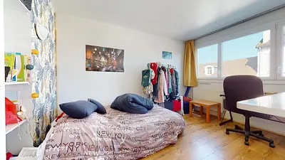 Photo du 8 Rue Ampère, 78100 Saint-Germain-en-Laye, France Saint-Germain-en-Laye