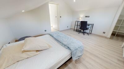 Photo du 8 avenue Viviani, cours, 69200 Vénissieux, France Vénissieux