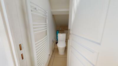 Photo du 8 avenue Viviani, cours, 69200 Vénissieux, France Vénissieux