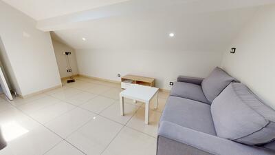 Photo du 8 avenue Viviani, cours, 69200 Vénissieux, France Vénissieux