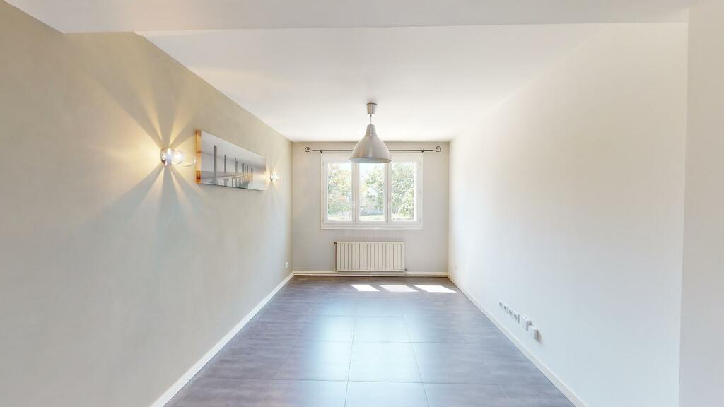 Photo du 51 Rue Du Général Férrié, 38100 Grenoble, France Grenoble