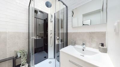 Photo du 13 Rue Louis Decottignies, 59100 Roubaix, France Roubaix