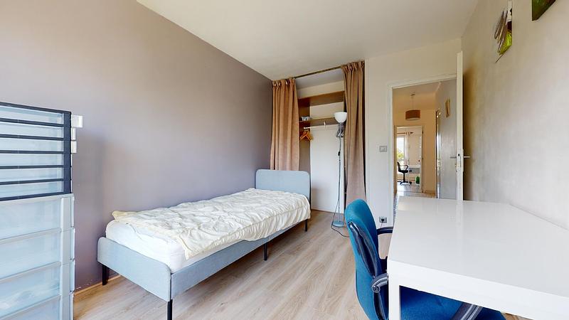 Photo du 204 Rue Les Chênes Bruns, 95000 Cergy, France Cergy