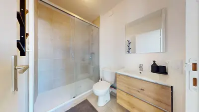 Photo du 77 Rue Philippe Fabia, 69008 Lyon, France Lyon