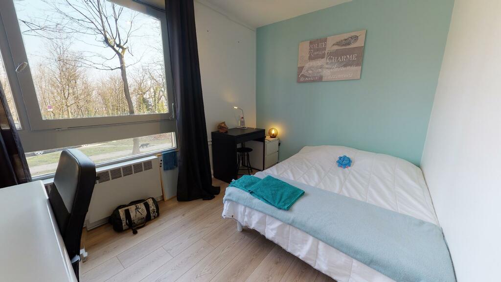 Photo du 2 Boulevard De L'europe, 69600 Oullins-Pierre-Bénite, France Oullins-Pierre-Bénite