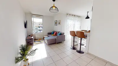 Photo du 2 Rue Du 19 Mars 1962, 69120 Vaulx-en-Velin, France Vaulx-en-Velin