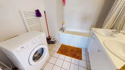 Photo du 2 Rue Du 19 Mars 1962, 69120 Vaulx-en-Velin, France Vaulx-en-Velin