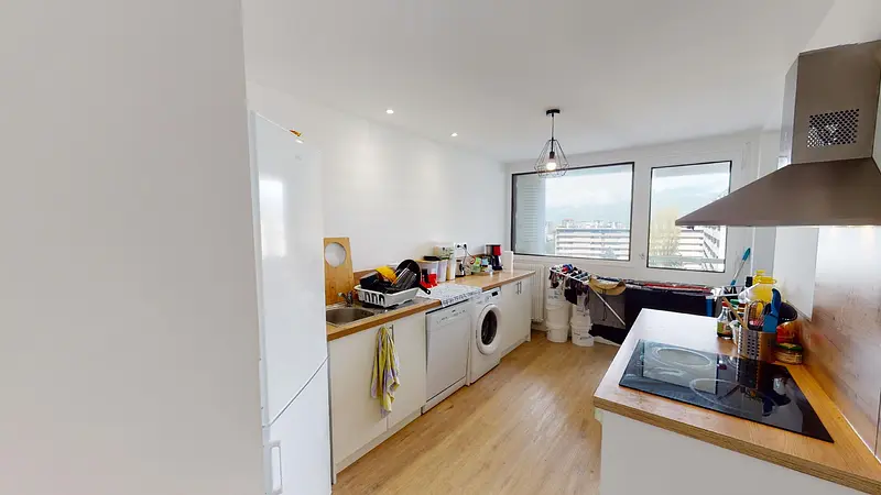 Photo du 22 Rue Gérard Philipe, 38100 Grenoble, France Grenoble