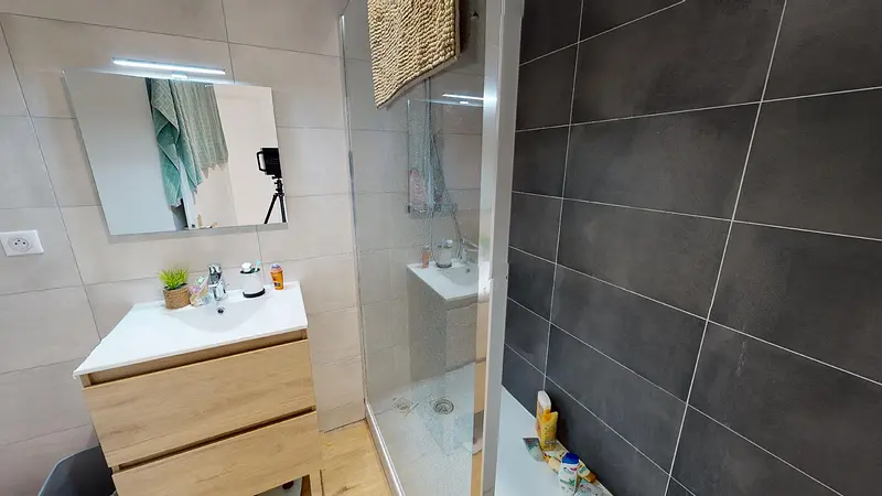 Photo du 22 Rue Gérard Philipe, 38100 Grenoble, France Grenoble