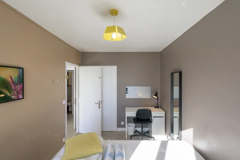 Photo du 33 rue Henri Brosse, 69310 Pierre-Bénite, France Pierre-Bénite