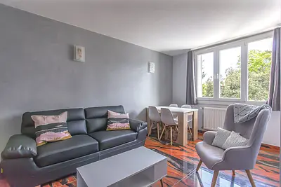 Photo du 16 Rue Alphonse Allais, 38400 Saint-Martin-d'Hères, France Saint-Martin-d'Hères