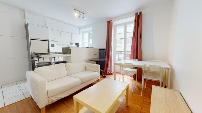 Photo du 27 Rue Violet, 75015 Paris, France Paris