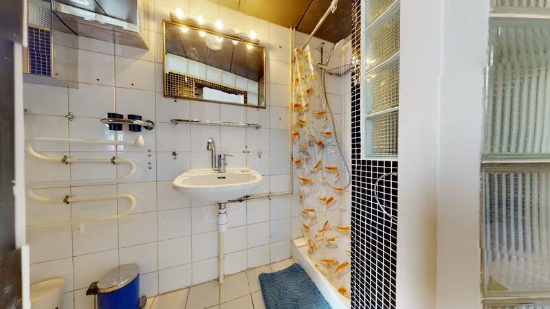 Photo du 27 Rue Violet, 75015 Paris, France Paris