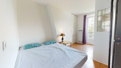 Photo du 27 Rue Violet, 75015 Paris, France Paris