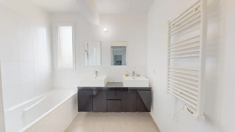 Photo du 17 Avenue Pierre Point, 77127 Lieusaint, France Lieusaint