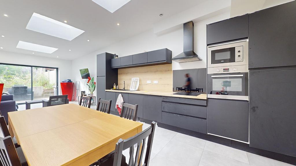 Photo du 24 Rue Armand Meeschaert, 59100 Roubaix, France Roubaix