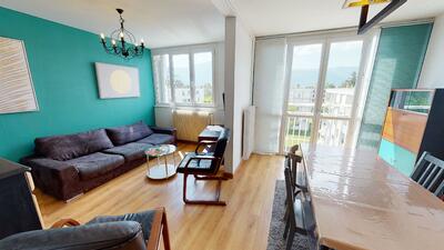 Photo du 1 Rue Saint-Exupéry, 38400 Saint-Martin-d'Hères, France Saint-Martin-d'Hères