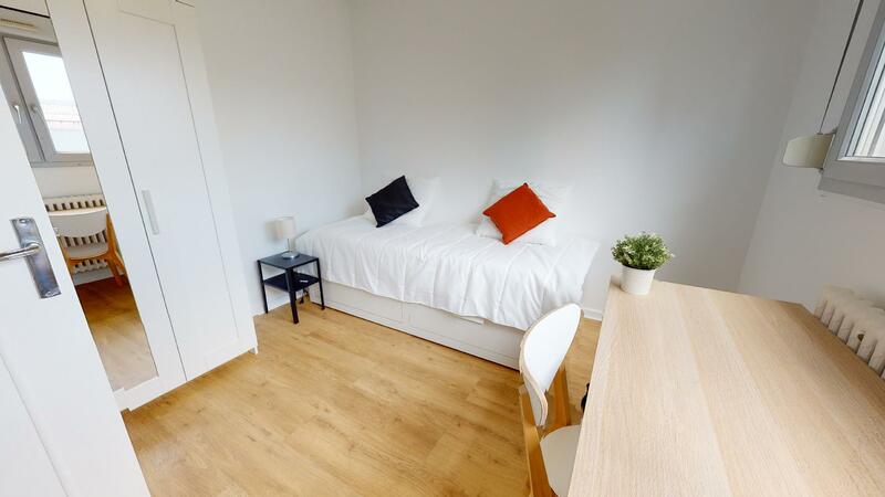 Photo du 104 Avenue Debourg, 69007 Lyon, France Lyon