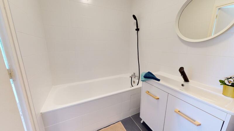 Photo du 102 Avenue Debourg, 69007 Lyon, France Lyon