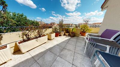 Photo du 17 Rue Des Mûriers, 69100 Villeurbanne, France Villeurbanne