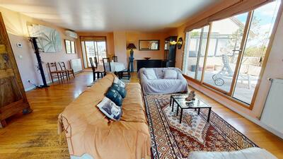 Photo du 17 Rue Des Mûriers, 69100 Villeurbanne, France Villeurbanne