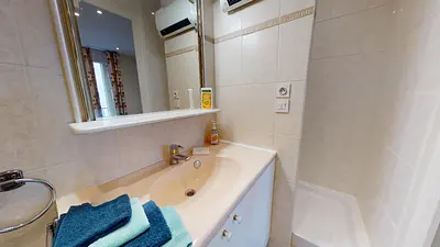 Photo du 61 Rue De Fontanières, 69100 Villeurbanne, France Villeurbanne