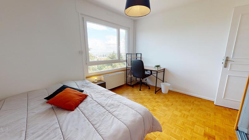 Photo du 39 Boulevard De L'europe, 69600 Oullins, France Oullins