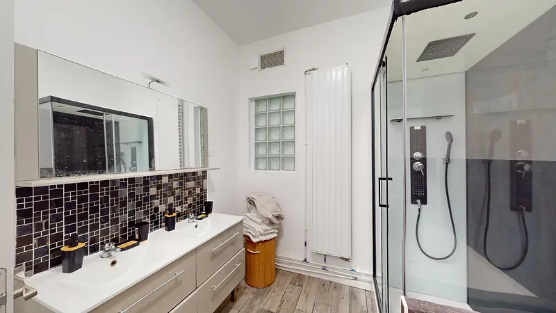 Photo du 41 Rue Marcelin Krebs, 59260 Lille, France Lille