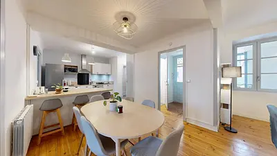 Photo du 7 Rue Émile Guichenné, 64000 Pau, France Pau