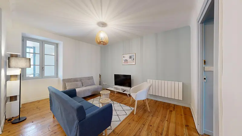 Photo du 7 Rue Émile Guichenné, 64000 Pau, France Pau