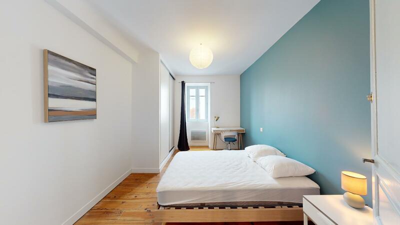 Photo du 7 Rue Émile Guichenné, 64000 Pau, France Pau