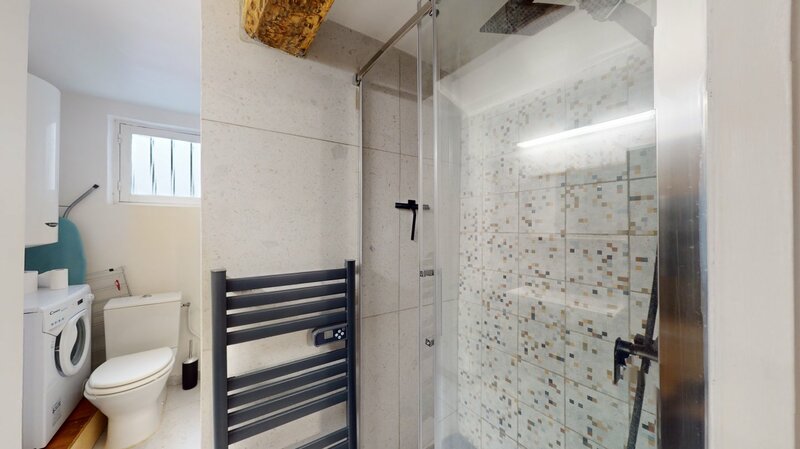 Photo du 11 Rue Roche, 83000 Toulon, France Toulon