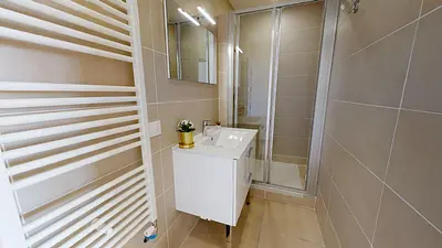 Photo du 170 Avenue Roger Salengro, 69100 Villeurbanne, France Villeurbanne